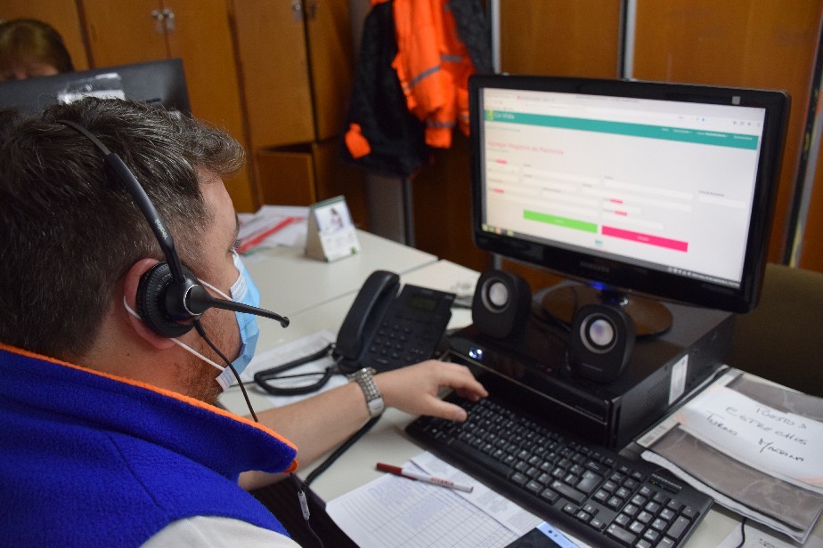 Entre seguimiento a pacientes y consultas, el 0800 del SIARME atiende unas 900 llamadas por da