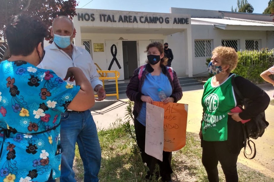 Zgaib acompa a familiares y compaeros del mdico de Campo Grande que fue agredido